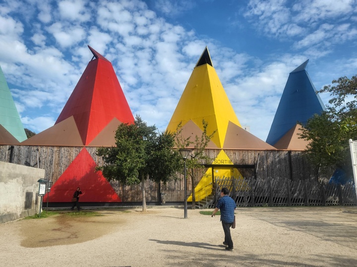 2025년까지 대대적인 보수에 들어간 데코베르트(Palaisdeladecouverte)의 임시 전시시설.