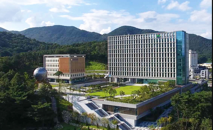 울주군청 전경
