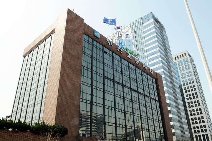 부산 부산진구 범천동 부산교통공사 사옥 전경.
