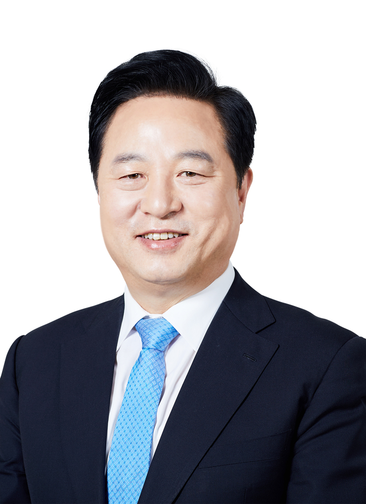민주당 양산을 김두관 후보.
