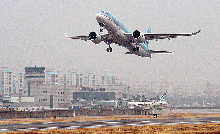 울산공항. 울산공항 포토뱅크