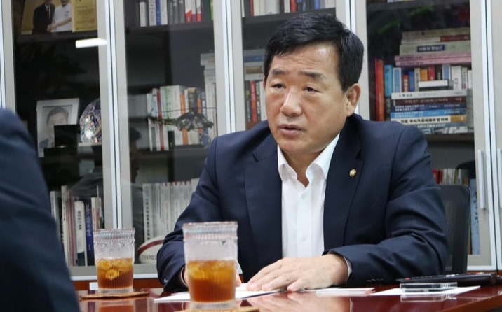 국민의힘 박성민 의원은 이번 국감을 통해 "산업과 민생을 무너뜨리는 국정을 바로잡겠다"라고 선언했다.