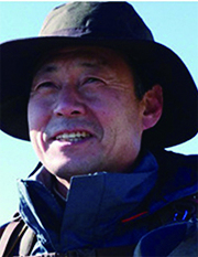 진희영  산악인·기행작가