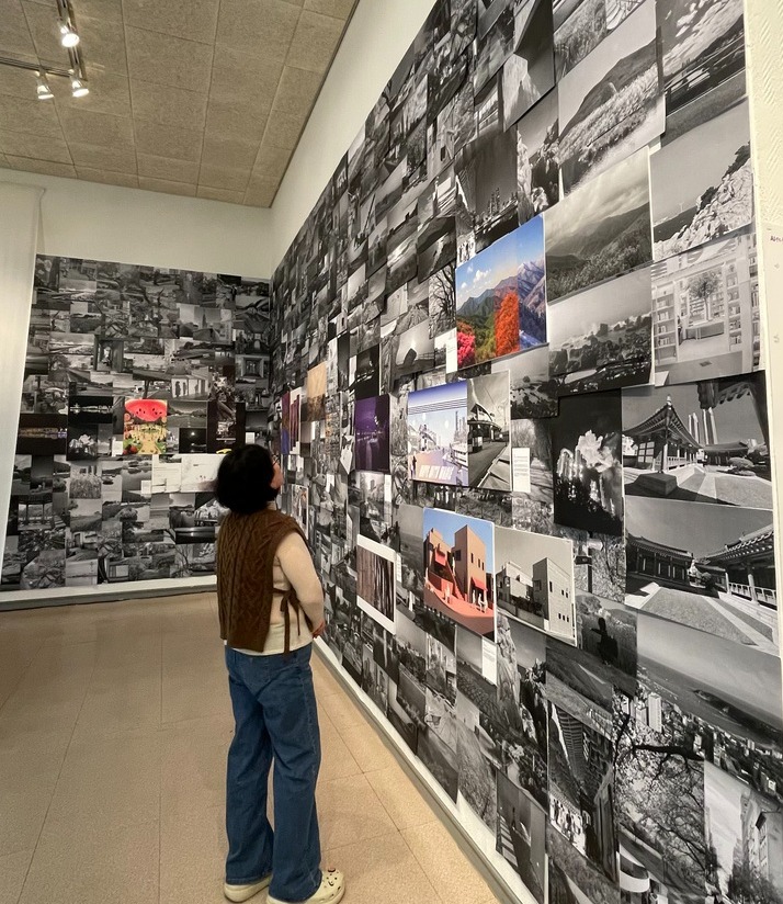 제28회 울산광역시 건축대전과 회원전이 6일 울산문화예술회관 제1~3전시장에서 개막해 9일까지 이어진다.