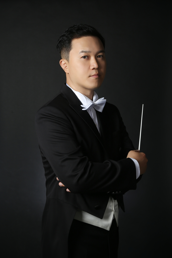 부지휘자 박윤환