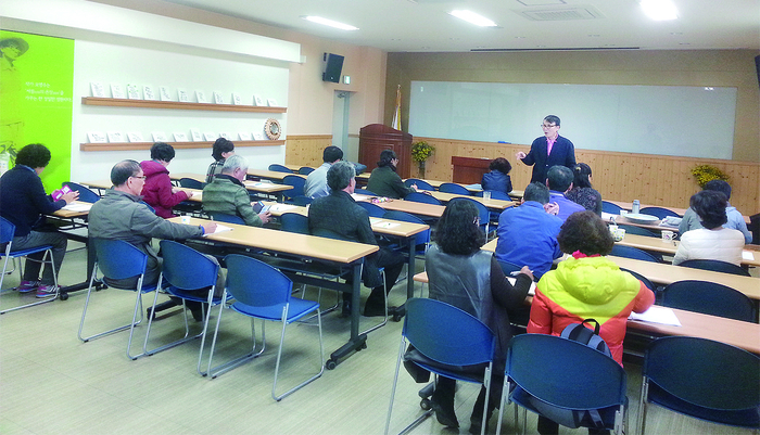(재)울주문화재단 오영수문학관이 제11기 난계문예대학을 7일 개강한다.  오영수문학관 제공