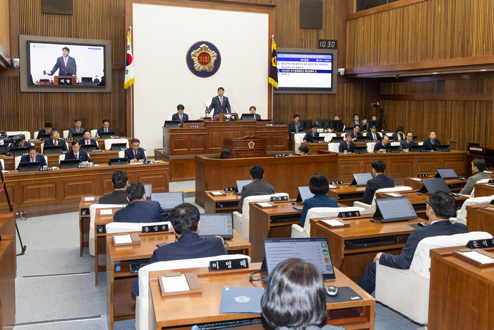 울산시의회는 11일 의회 본회의장에서 제262회 울산시의회 임시회 제1차 본회의를 개의했다. 최지원 기자
