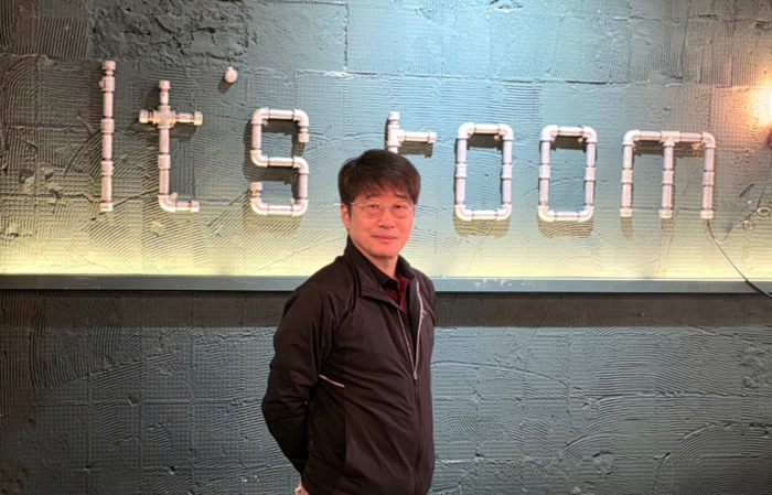최장락 시인. 잇츠룸 갤러리 제공