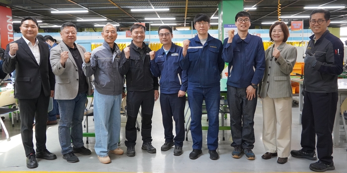 울산폴리텍대학은 에너지산업설비과 중장년특화과정을 통해 제79회 기능장 시험에서 9명의 합격자를 배출했다. 울산폴리텍대 제공