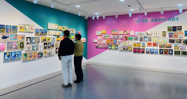 (재)울주문화재단 울주문화예술회관은  ‘1호작품 미술장터’를 이달 12일부터 다음달 20일까지 울주문화예술회관 채움갤러리에서 진행한다. (재)울주문화재단 제공