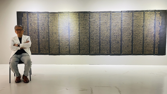 우보 배성근 작가는 “전시장 규모가 큰 만큼 대작을 선보일 수 있어 작가로서 쾌감과 성취감이 남다르다”며 “많은 분이 오셔서 부처님의 좋은 말씀을 함께 보셨으면 한다”고 말했다. 사진 고은정