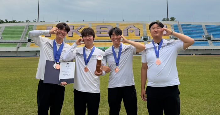울산대학교 스포츠과학부 양궁부가 ‘제29회 회장기 한국대학양궁선수권대회’에서 남자 단체전 3위와 개인전 2위에 입상했다. 울산대 제공