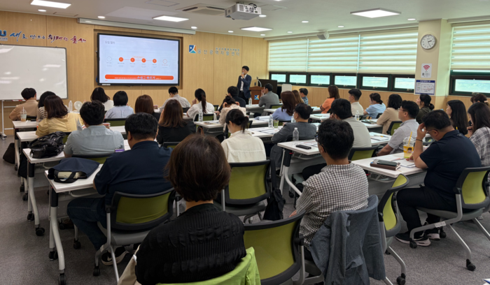 울산광역자활센터는 4일 울산광역자활센터 교육장에서 자활사업 활성화를 위한 신규사업 설명회를 개최했다. 울산광역자활센터 제공