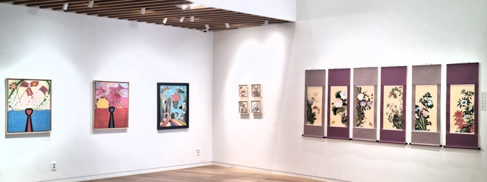 울산에서 활동하는 초혜 김경희 작가가 제20회 개인전 ‘화무십일홍’을 이달 10일부터 15일까지 서울 인사동 갤러리 은에서 연다. 본인 제공