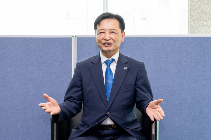 이동권 북구청장 당선인이 본지와의 인터뷰에서 구정 운영 방향과 향후 계획 등에 대해 설명하고 있다. 최지원 기자