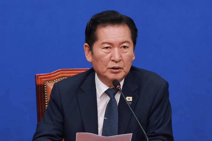 더불어민주당 정청래 대표가 19일 국회에서 열린 최고위원회의에서 발언하고 있다. 연합뉴스