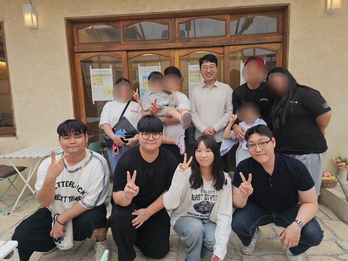 한국법무보호복지공단 울산지부는 경제적 어려움으로 소외를 겪고 있는 보호대상자 가정을 위해 문화체험 및 심리치유 프로그램을 운영했다.