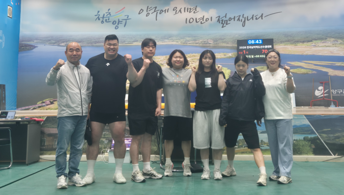 울산시청 역도팀은 지난 19일부터 26일까지 열린 제98회 전국남자역도선수권대회 및 제40회 전국여자역도선수권대회에서 금메달 3개, 은메달 3개, 동메달 4개 등 총 10개의 메달을 획득하며 우수한 경기력을 선보였다. 시체육회 제공