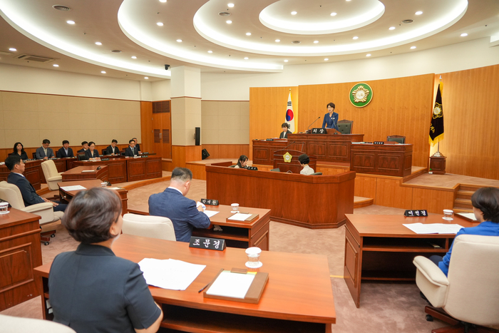 울산 북구의회가 14일 제232회 임시회를 열고 북구의 주요 업무 등 지역 현안 챙기기에 본격 나섰다. 북구의회 제공