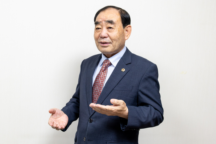 김기환 울산시의회 국민의힘 대표의원이 본지와의 인터뷰에서 의정 운영 방향과 포부 등에 대해 밝히고 있다. 최지원 기자