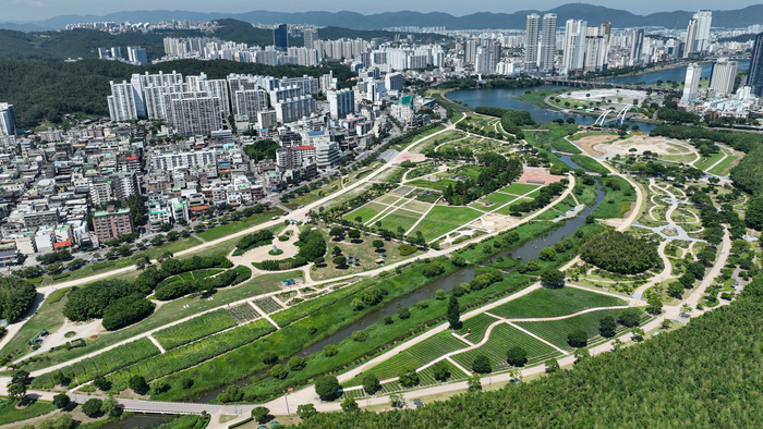 2028 울산국제정원박람회가 개최될 울산 중구 태화강 국가정원의 전경. 이수화 기자