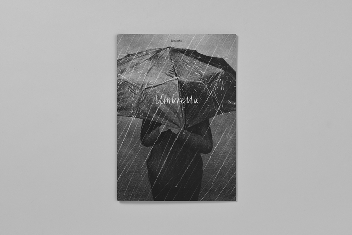 우산(Umbrella), 2020, 그래픽 포엠, 디지털 프린트, 제본, 200x280mm, 32쪽