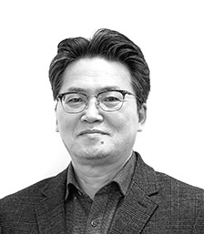 김진영 편집국장·이사