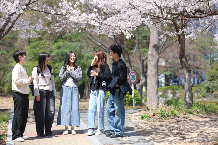 울산대 캠퍼스에서 학생들의 모습. 울산대 제공