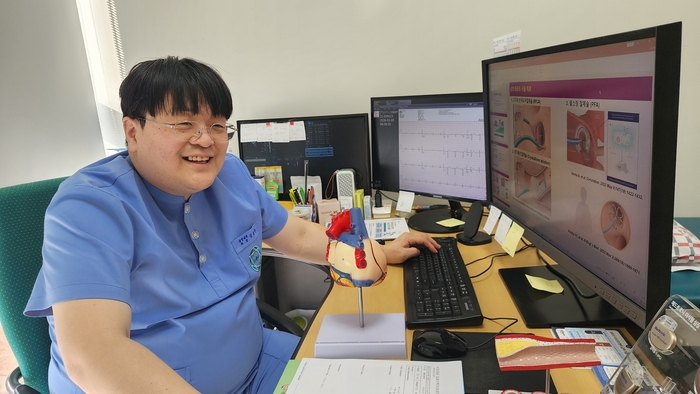 김홍주 동강병원 지역심뇌혈관질환센터 심장내과 전문의. 동강병원 제공