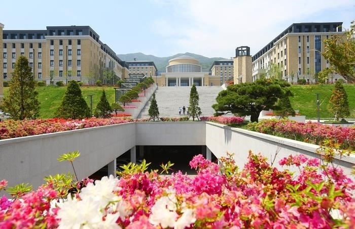 부산 금정구 남산동 부산외대 캠퍼스 전경. 부산외대 제공