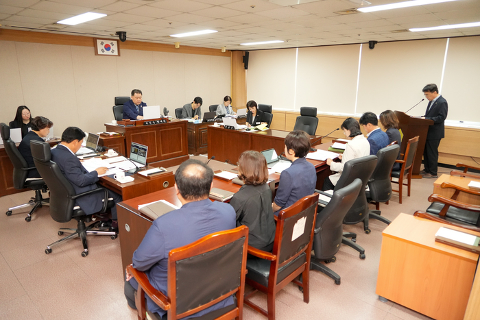 북구의회 제233회 임시회 행정자치위원회 회의 현장. 북구의회 제공