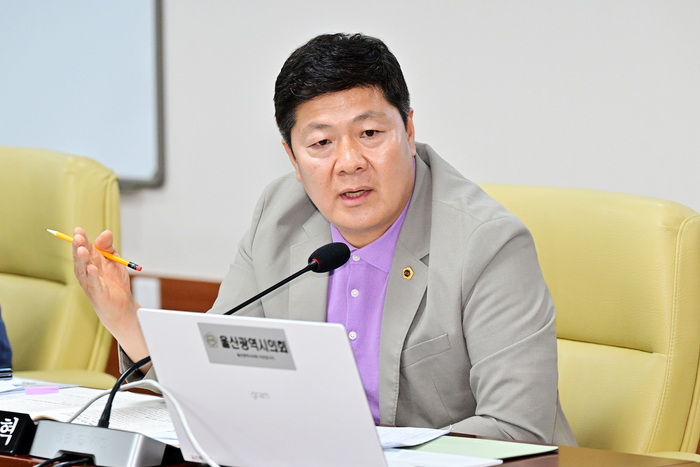 울산시의회 행정자치위 공진혁 위원.