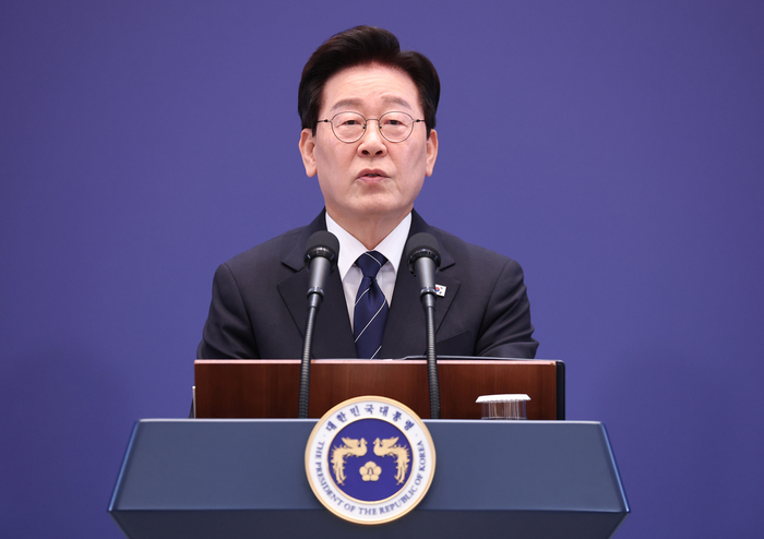 이재명 대통령이 18일 청와대 영빈관에서 기자회견을 하고 있다. 연합뉴스