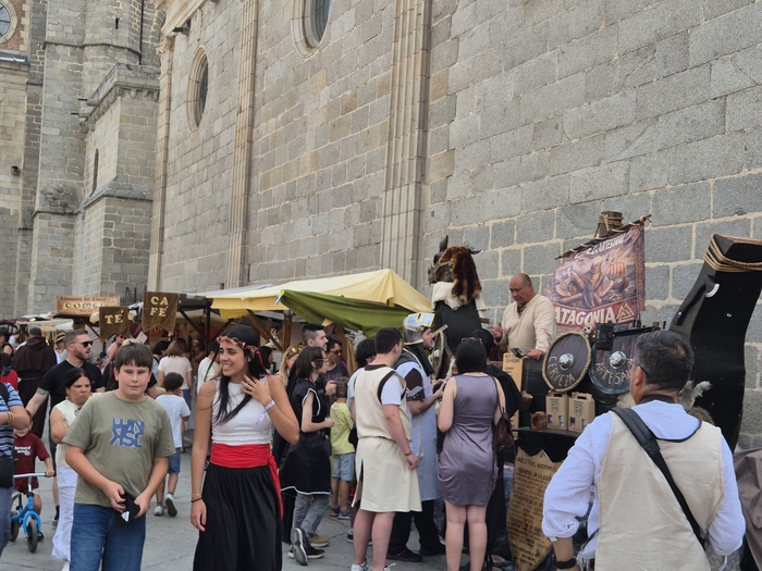 스페인 아빌라시에서 제29회 ‘아빌라 중세축제·세 문화 시장(Jornadas Medievales – La Ciudad de las Tres Culturas)이 열리고 있다.