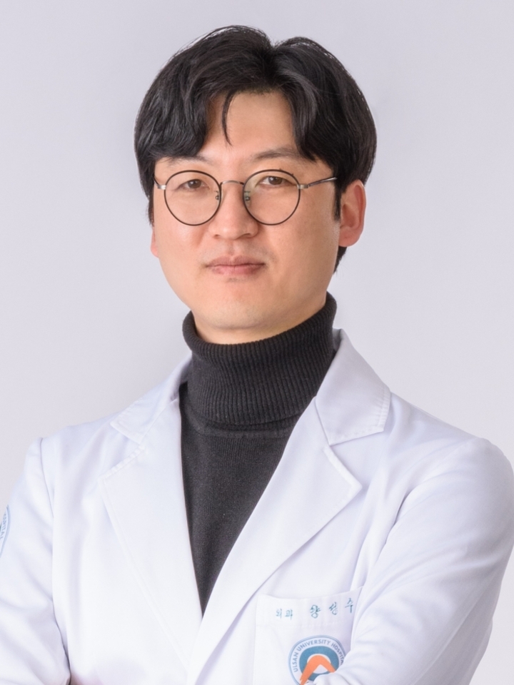 울산대학교병원 양성수 로봇수술센터장. 울산대병원 제공