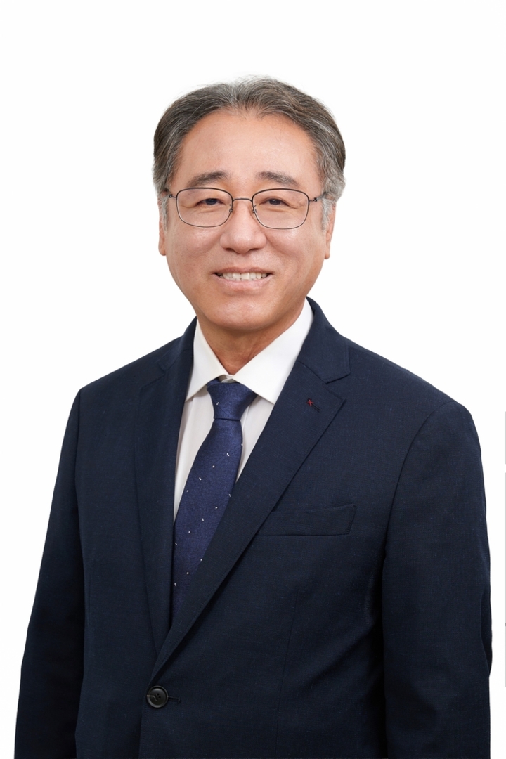 부산외대 제12대 권오경 총장. 부산외대 제공