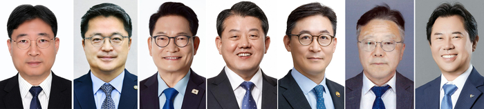 청와대는 1일 이재명 대통령이 정책실장에 하준경 현 경제성장수석(왼쪽부터), 경제성장수석에 문신학 현 산업통상부 차관, 평화외교특별보좌관에 더불어민주당 송영길 의원, 국방정책특별보좌관에 김병주 의원, 재정경제부 제1차관에 권대영 금융위 부위원장, 국토교통부 제2차관에 정의경 국토도시실장, 지방시대위원장에 박정현 전 부여군수를 임명 및 위촉했다고 밝혔다. 청와대 제공