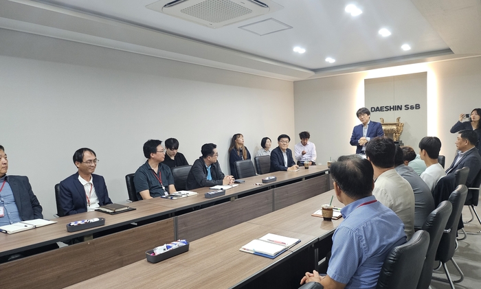 동원과기대와 ㈜대신에스앤비가  미래 산업 맞춤형 인재 양성을 위한 산학협력 업무협약을 체결했다.