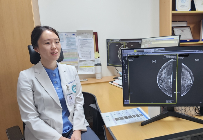 오정은 동강병원 유방갑상선외과 전문의는 “유방암은 증상 전 정기 검진으로 조기에 발견하고, 종양의 특성과 환자 상태에 맞춰 치료하는 것이 중요하다”라고 강조했다. 동강병원 제공