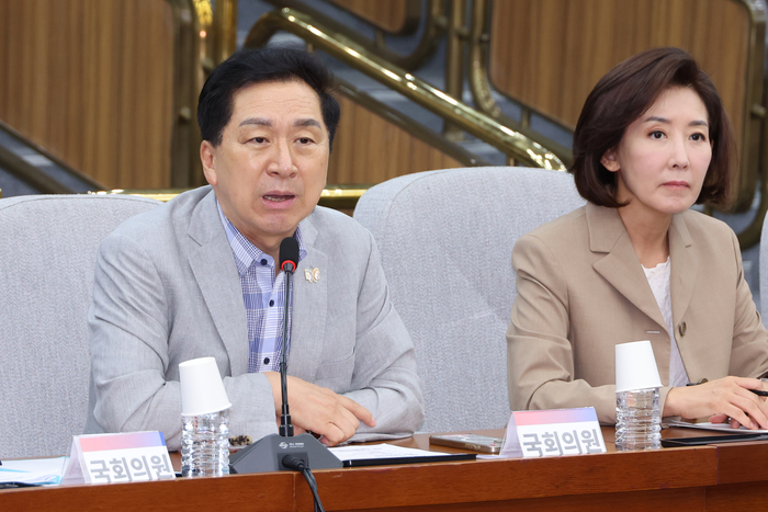 국회 외교통일위원인 국민의힘 김기현 의원이 지난 8월 27일 서울 여의도 국회에서 열린 ‘한미정상회담 결과 평가 긴급 간담회’에서 발언하고 있다. 연합뉴스