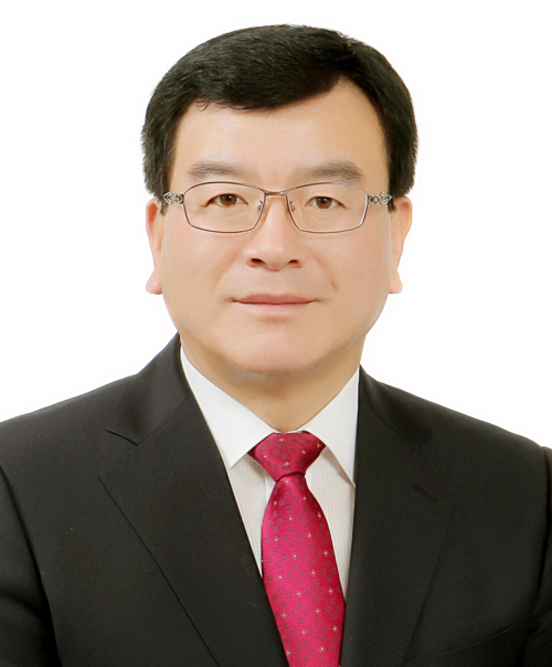 울산시의회 홍성우 제1부의장이 수업 중 휴대전화 사용을 원칙적으로 금지하고 학교장·교원의 생활지도 권한과 교육청의 지원 책임을 명확히 하는 조례안을 발의했다.
