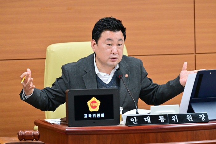 안대룡 울산시의원은 울산시에 울산기상대의 기상지청 승격 필요성과 추진전략에 대해 서면질의했다.