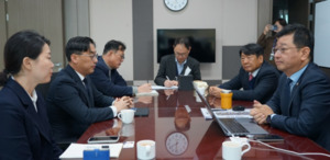 이윤철 울산상의 회장 "울산 분산특구 지정 시급 과제" - 뉴스 썸네일 이미지