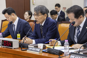 여야, 선관위 국조 ‘재검표 시기’ 놓고 충돌
