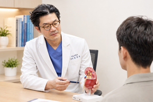 [매일건강] 폭염 속 요로결석 비상…예방은 ‘물 한 잔’부터